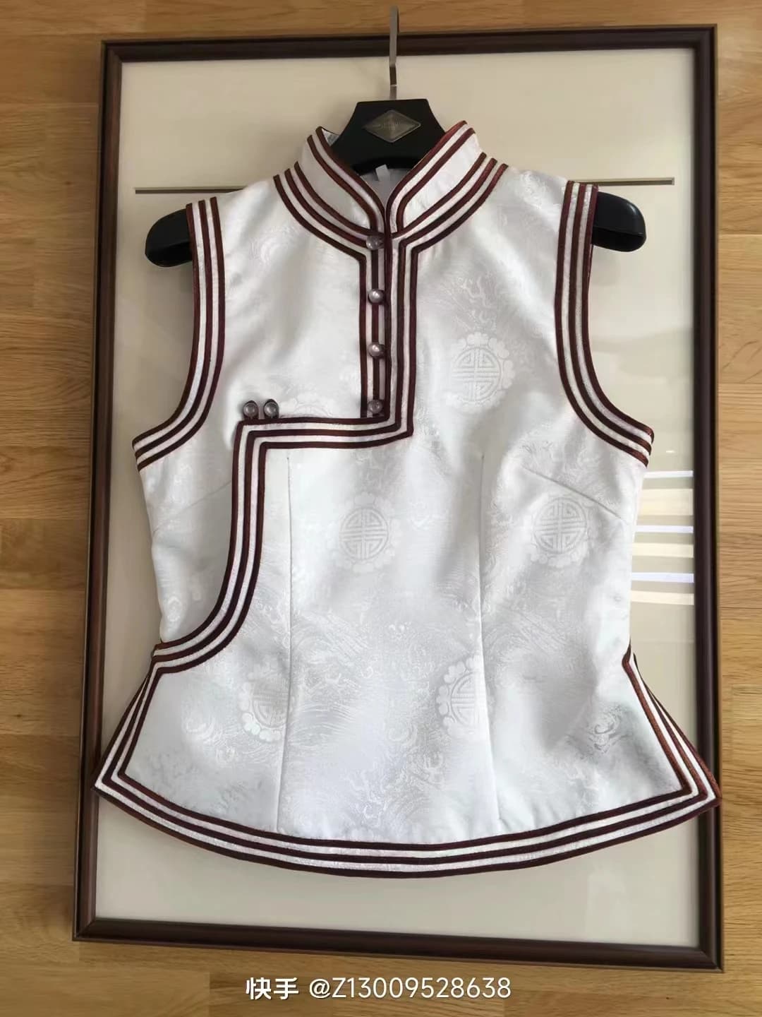 Abbigliamento mongolo Gilet Gilet fatto a mano Vita quotidiana Abbigliamento da palcoscenico Popolare