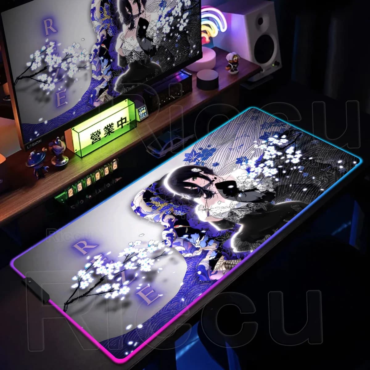 Tappetino per Mouse RGB Chainsaw Man XXL, Tappeto LED Luminoso Antiscivolo per Tastiera Anime Makima Reze, Tappetino da Gaming in Gomma con Retroilluminazione per Computer