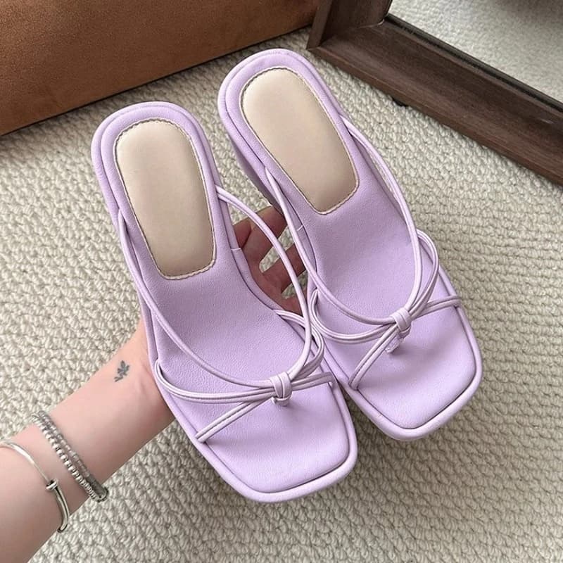 Pantofole con zeppa alla moda Estate Nuova punta quadrata Punta aperta Cinturino sottile Clip Toe Piattaforma Tacchi alti resistenti all'usura antiscivolo