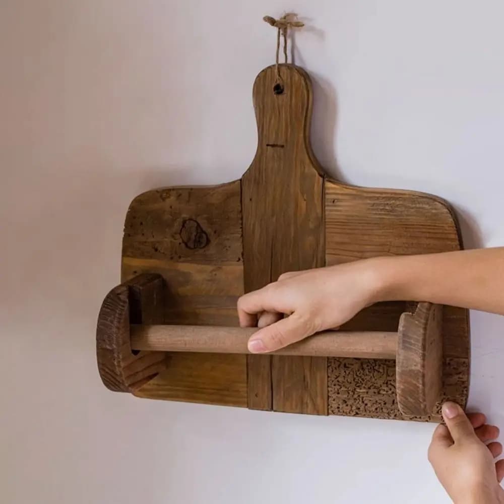 Natural Wood Roll Paper Holder Cutting Board Shape Rustic Toilet Paper Holder Wall Mounted Decorative Tissue Paper Holder