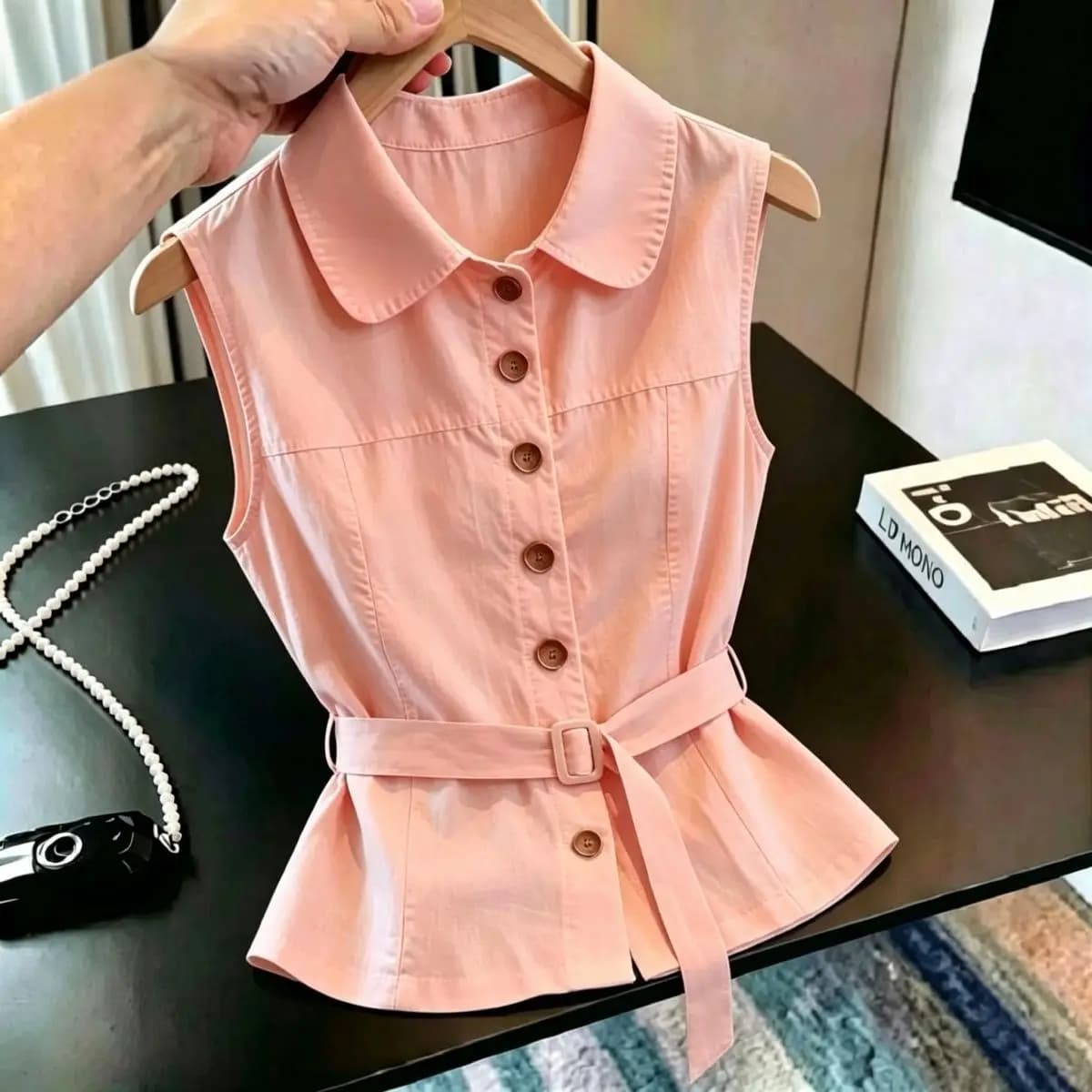 Retro Coin Style Sleeveless Pink Waist-Cinching Belted Doll Collar Single Button Women's Shirt Versatile Top Design Summer Fa...