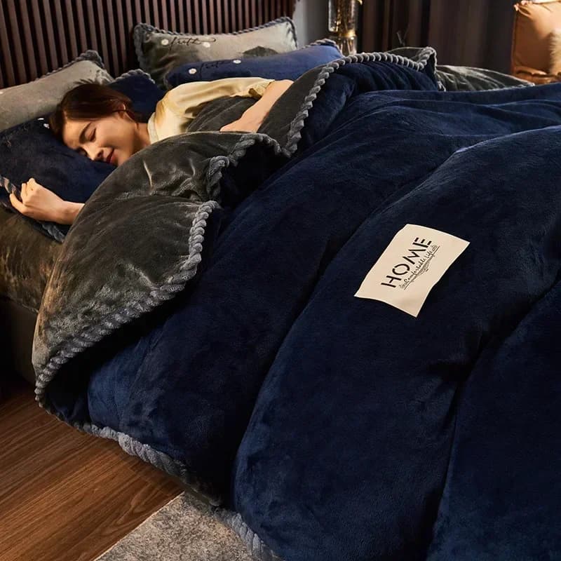 New Blue Milk Velvet Soft and Warm Duvet Cover Queen Size Double-Sided Plush Winter Blanket Bedding Luxury Duvet Cover