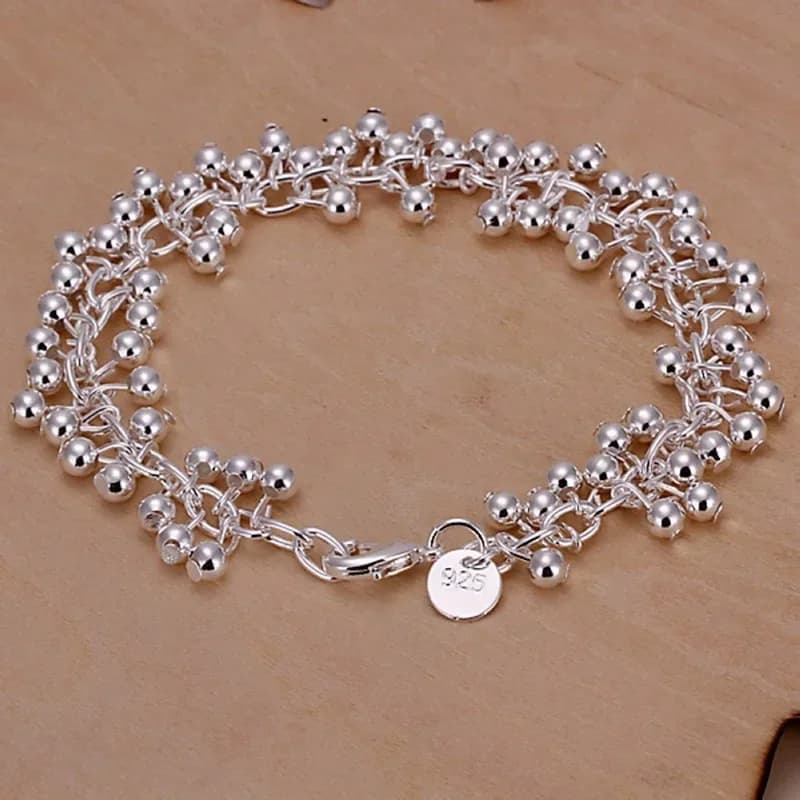 I braccialetti di colore d'argento incanta i monili di cerimonia nuziale del braccialetto delle uva delle donne belle sveglie di modo della catena del branello Trasporto libero