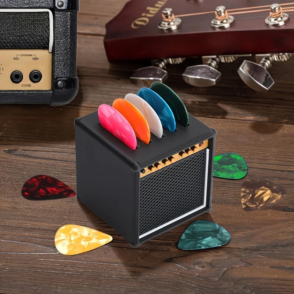 Vintage Speaker Guitar Pick Holder, Portable Guitar Picks Clip,Gift for Guitar Lovers,Retro Guitar Accessory,Ideal for Musicians