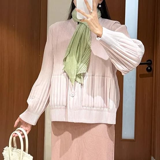 2025 Winter New Women Coat Stand Up Collar Solid Color Classic Design Thickened Cotton Clip Warm Female Coat