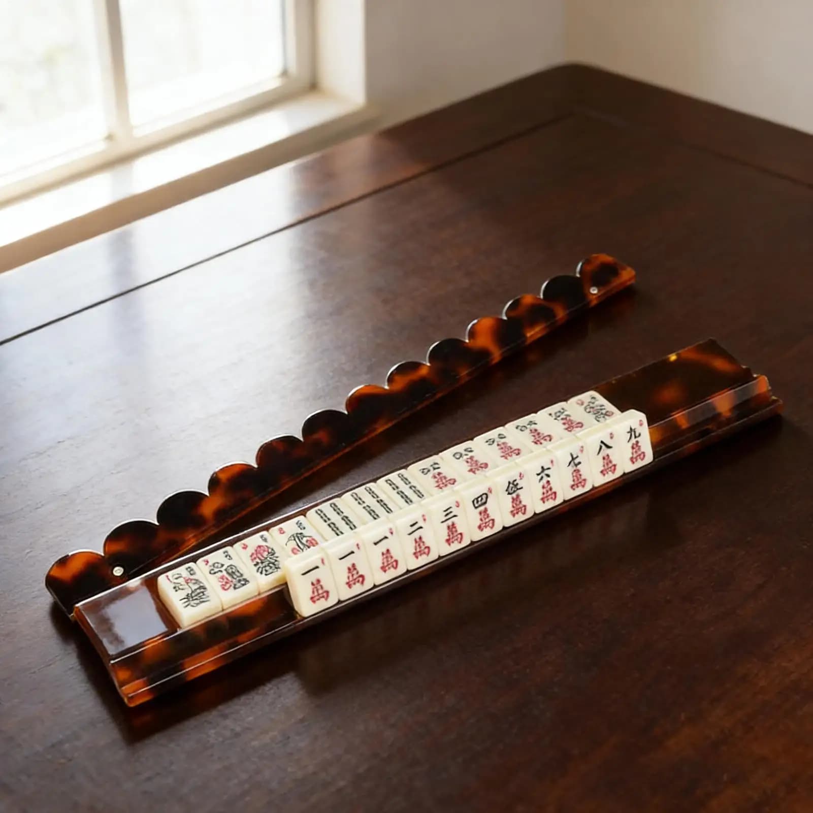 Supporto per Mahjong con Spingitore Portatile e Resistente ai Graffi, Porta Tessere Mahjong con Spingitore per Anziani, Hobbisti, Sala Giochi Domestica