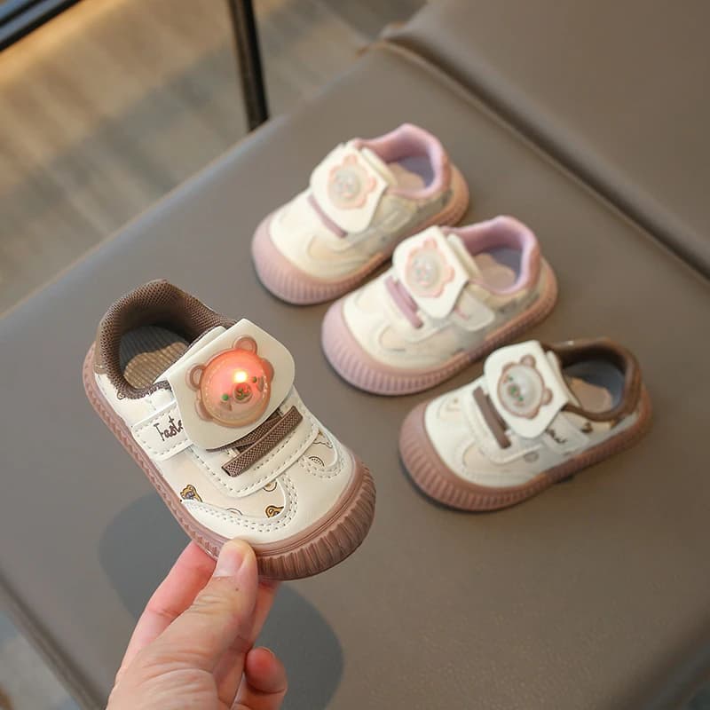 Scarpe da passeggio per bambini 0-6 anni Scarpe casual per ragazzi e ragazze in pelle leggera flash Scarpe da ginnastica per bambini antiscivolo per quattro stagioni