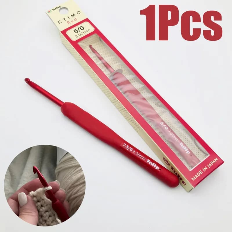 1Pcs Softgrip Crochet Hooks 1.8mm-6.5mm Multiple Sizes Available Red Aluminum Needles Sweater Yarn knitting Handmade DIY Tools