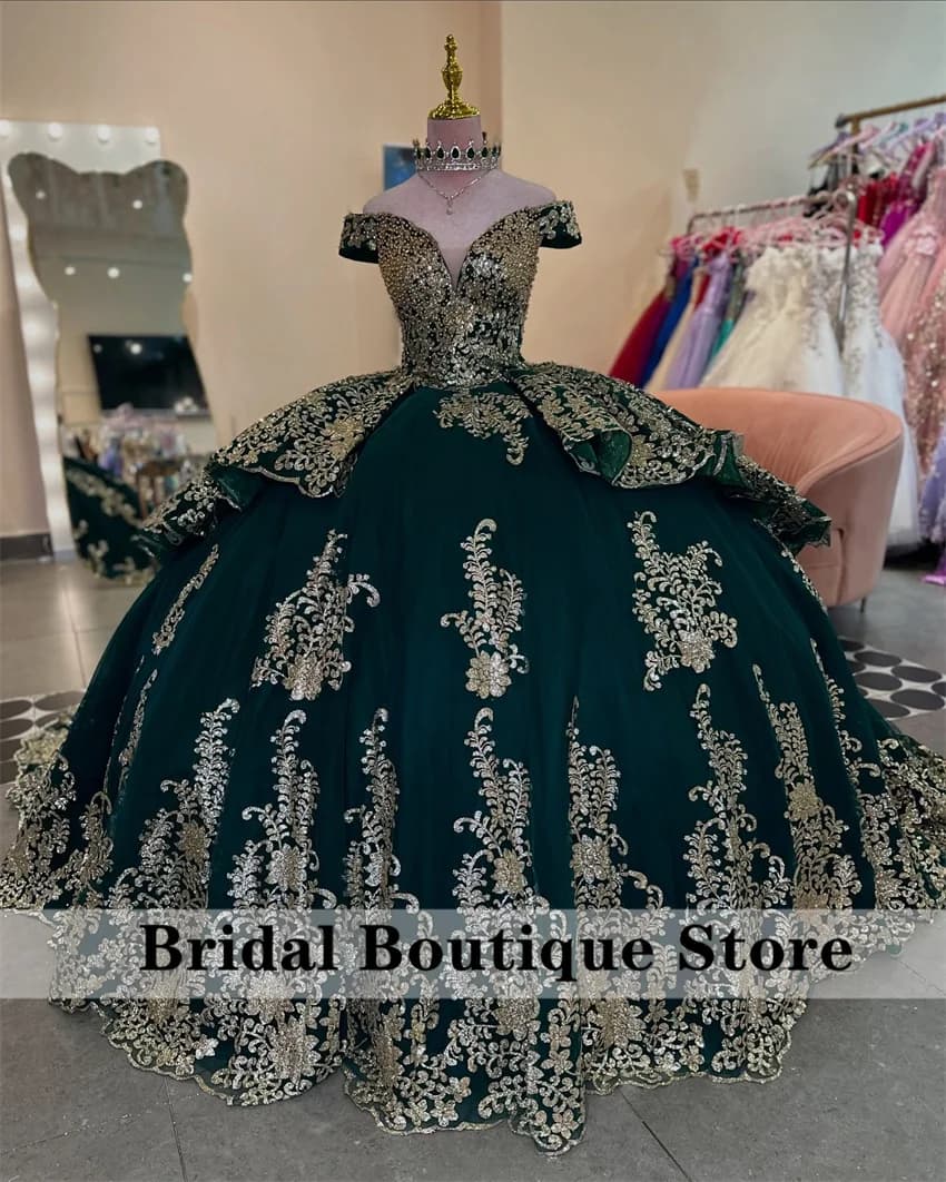 Abito Quinceanera verde scintillante Abito da ballo dolce 16 Perline glitterate Paillettes dorate Appliques Abiti XV Anos Personalizzato