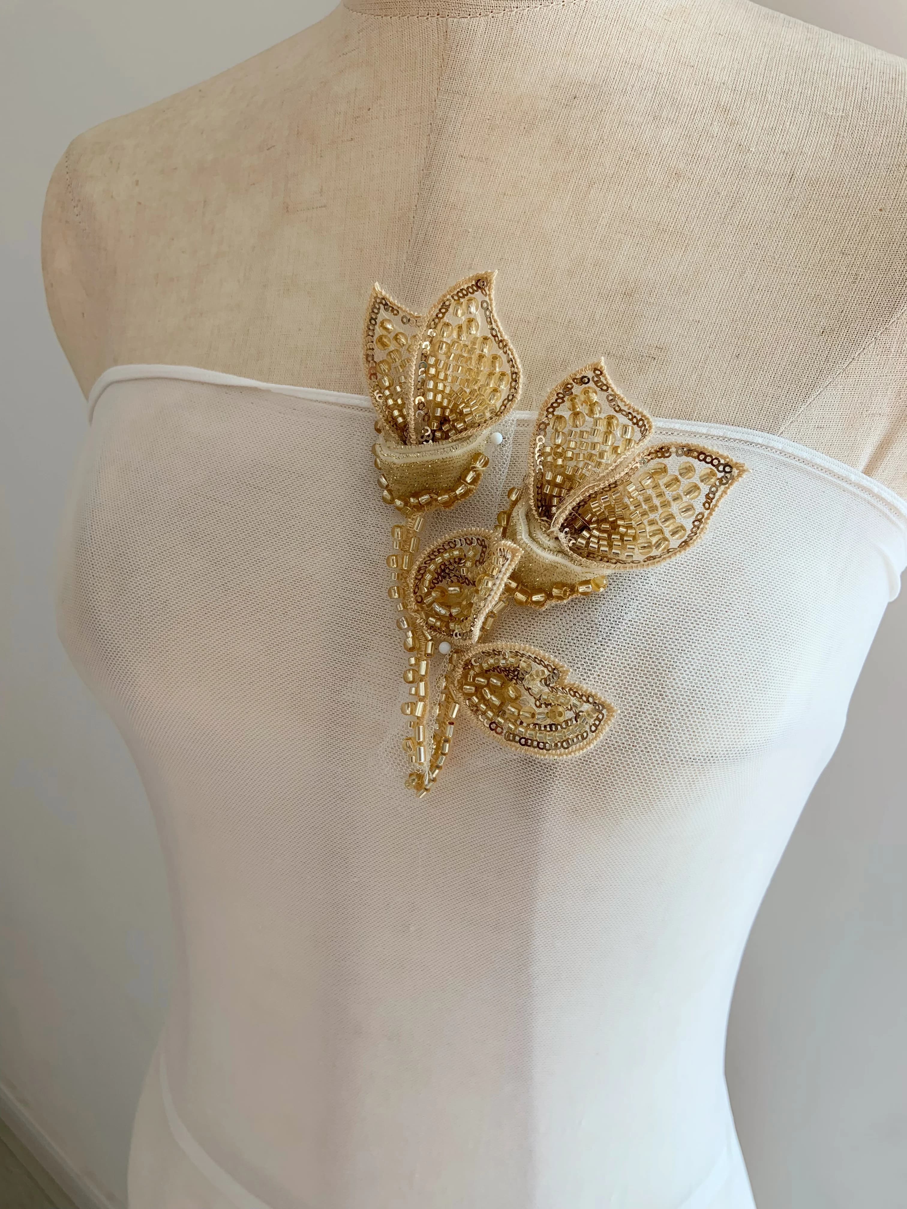 1 Piece/2 Pieces 3D Heavy French Bead Gold Tulip Applique Seed Bead Crystal Flower Costume Patch for Ball Gown Accessory