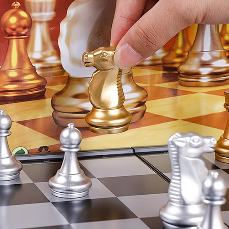 Scacchi magnetici Scacchiera pieghevole Puzzle Gioco di scacchi Giocattolo Scacchi Attrezzatura per l'allenamento Set di scacchi portatile 4812A