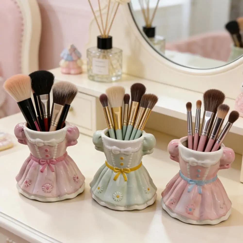 Desk Organizer Pen Holder Bow Dress Pencil Cup Organizer Cute Ceramic Makeup Brush Holder Stylish Desk for Girls for Women
