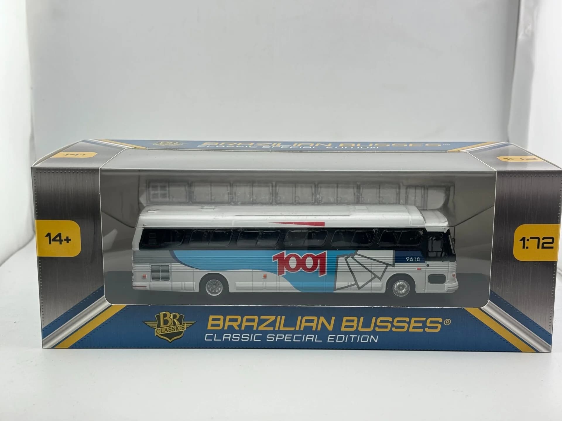 Modellino di Autobus Classico Brasiliano in Scala 1/72