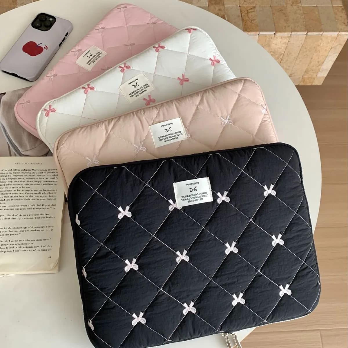 Borsa per tablet coreana Custodia per laptop da 14 pollici Simpatico fiocco ricamato con diamanti Accessori per laptop per riporre notebook da 11/13/15 pollici
