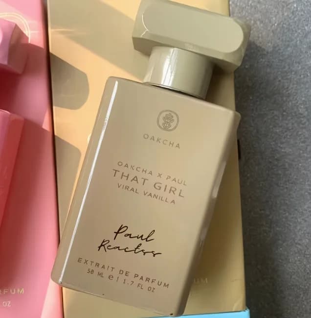 Nuovo Profumo Neutro Lanciato, Duraturo, Fresco, Ricco di Fragranze Floreali e Fruttate, Compatto, Pratico e Portatile