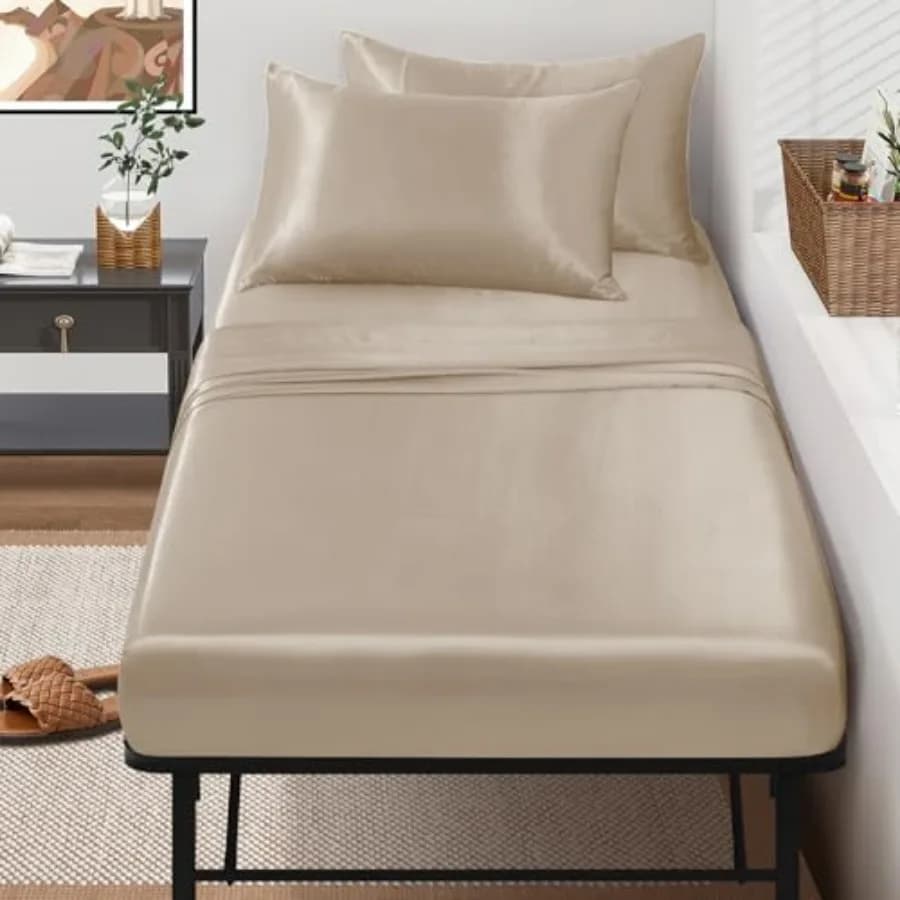 Set di lenzuola per culla da 4 pezzi 31" x 75", lenzuola in raso morbide e setose per lettino, ideali per letti a castello stretti, letto singolo, letto da campeggio, letto per gli ospiti, letto militare