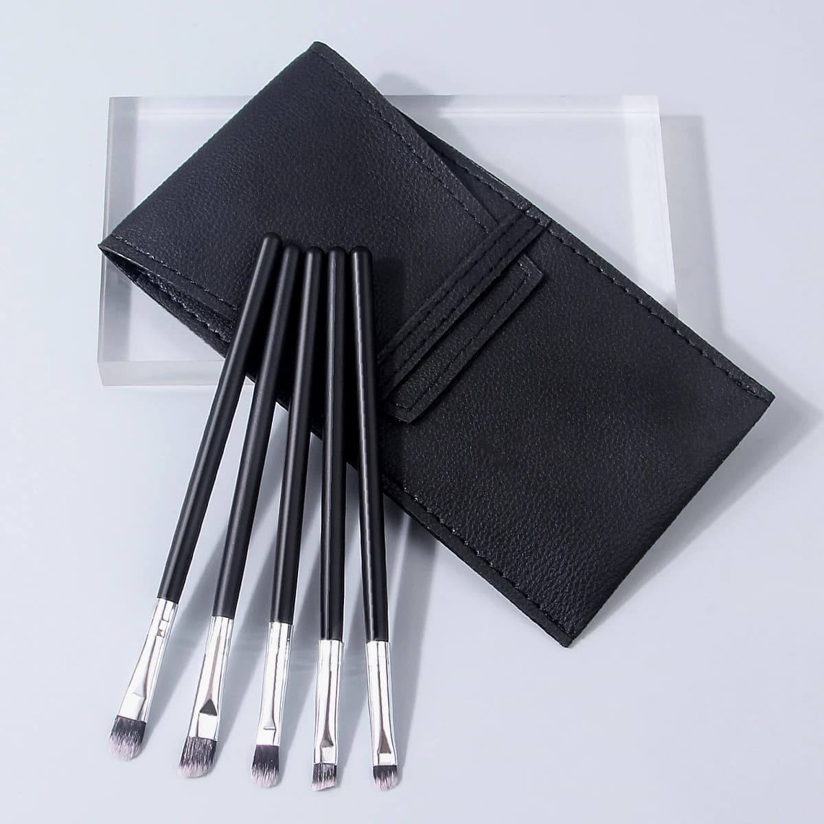 6-piece soft shading brush, eyebrow brush, eyeliner brush, drooling brush, eye makeup brush + portable case