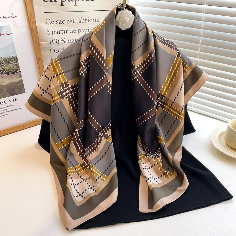New summer printed silk twill square scarf, small luxury silk scarf, decorative shawls with sun protection 90 cm