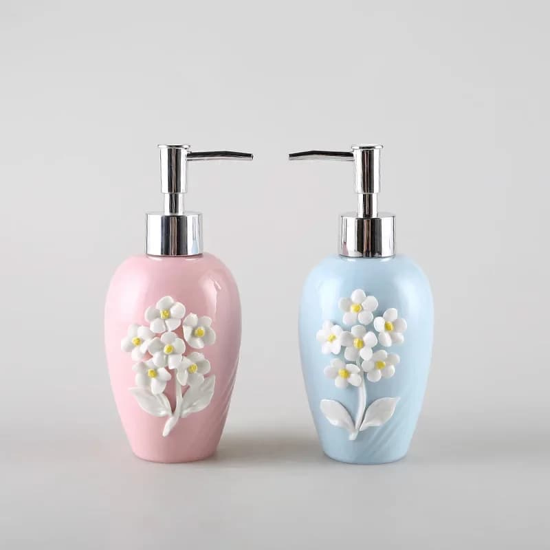 Bottiglia di lozione in ceramica da 330 ml sub bottiglia di fiori in rilievo stereoscopico rosa blu piccolo dispenser di sapone disinfettante per le mani semplice e fresco