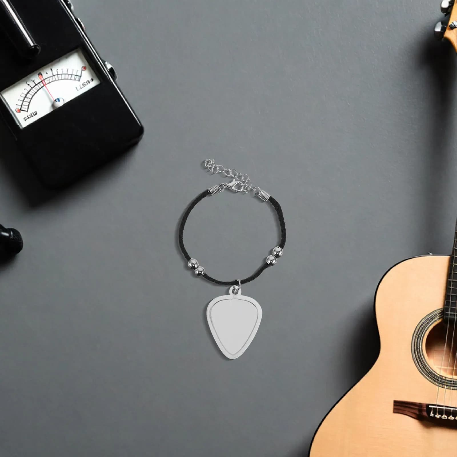 Set di 1 Braccialetto Porta Plettri a Forma di Cuore, Custodia Compatta Portatile per Plettri, Organizzatore per Accessori Musicali