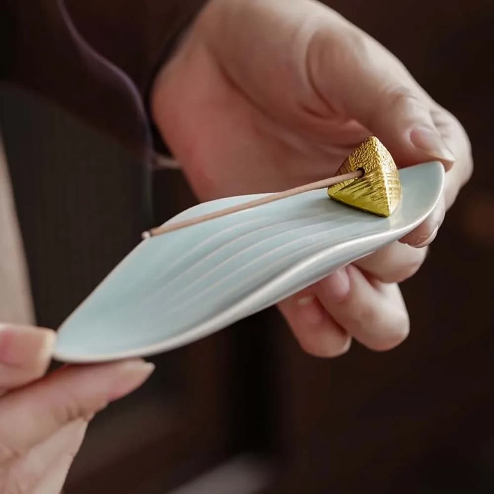 Portaincenso a forma di barca Zongzi, mini bruciatore per bastoncini di incenso in ceramica, robusto ornamento tradizionale per aromaterapia, soggiorno