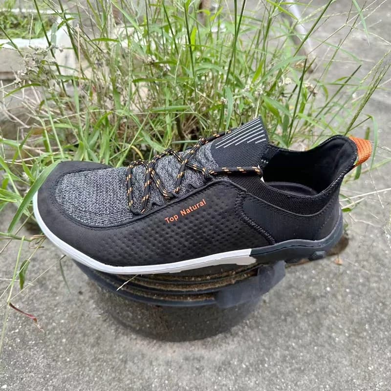 Scarpe da corsa sportive da uomo e da donna resistenti all'usura Nuova estate leggera, traspirante, comoda