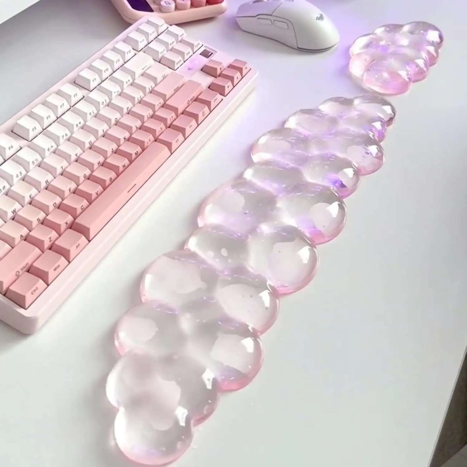 Tappetino per mouse in gel Soft Cloud con poggiapolsi, accessori da scrivania antiscivolo per comfort e gaming, Pink Cloud