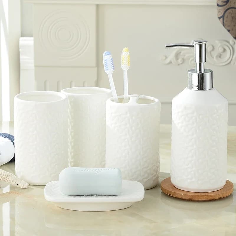 Set da bagno in ceramica da cinque pezzi Kit da bagno per hotel in stile moderno per la casa Dispenser di sapone e set di tazze per collutorio Regali di nozze
