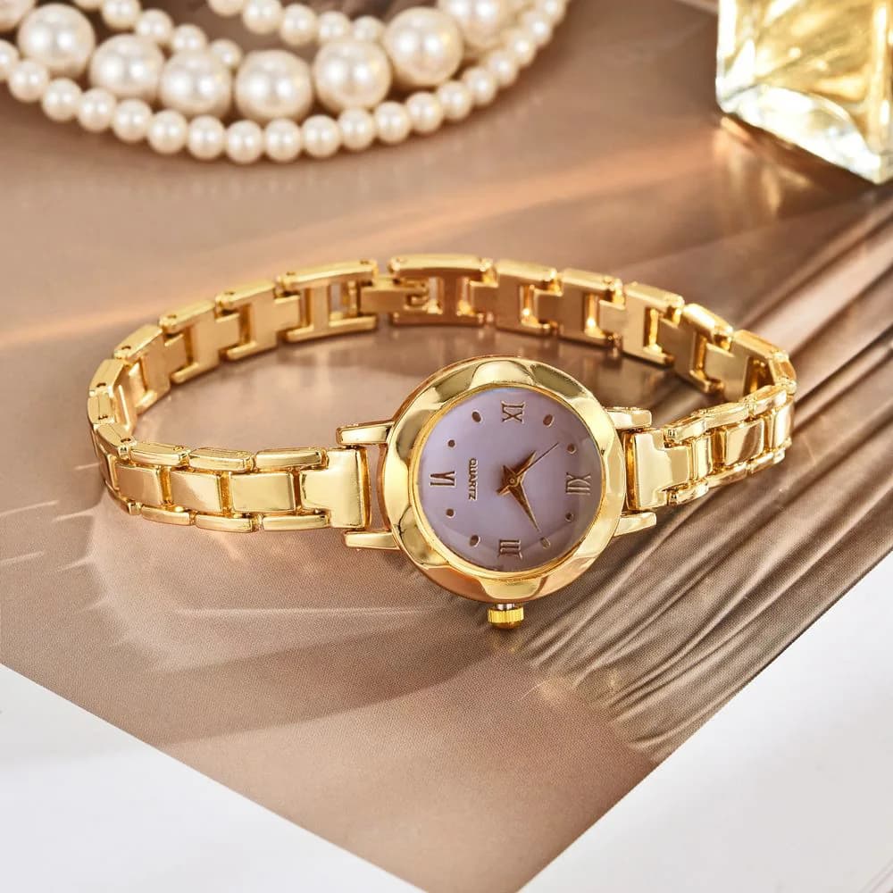 Women's Luxury Gold Wrist Watch Elegant Women's Watch Small Round Dial Women's Quartz Wrist Watch Montre Femme