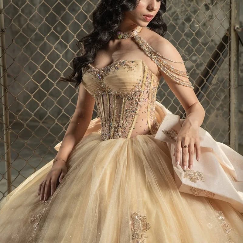 Champagne Abito Quinceanera Decalcomania di cristallo Coda lunga glitter fiore decalcomania Arco Abiti De 15 Quinceanera Personalizza