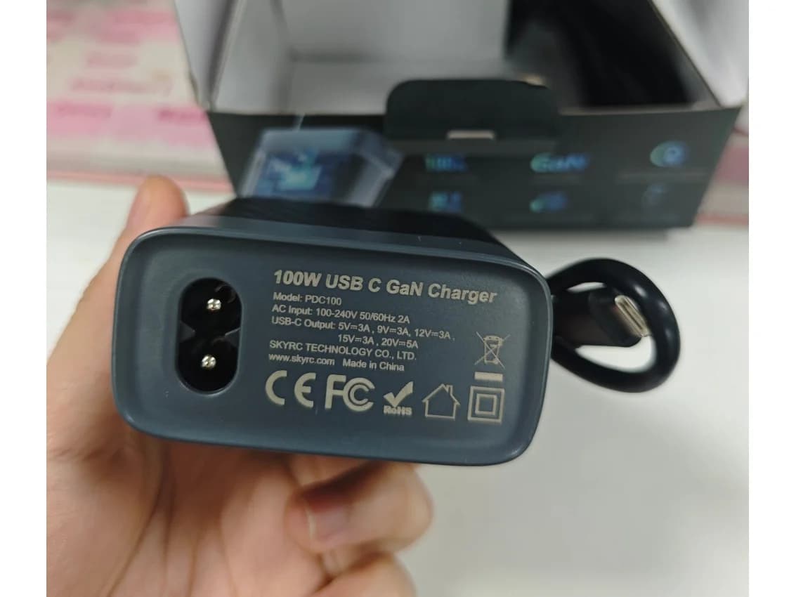 SKYRC PDC100 100W GaN Charger 100-240V AC Support Multi Protocol Built-in USB-C Cable Plug and Play for RC Devices Phones Laptop