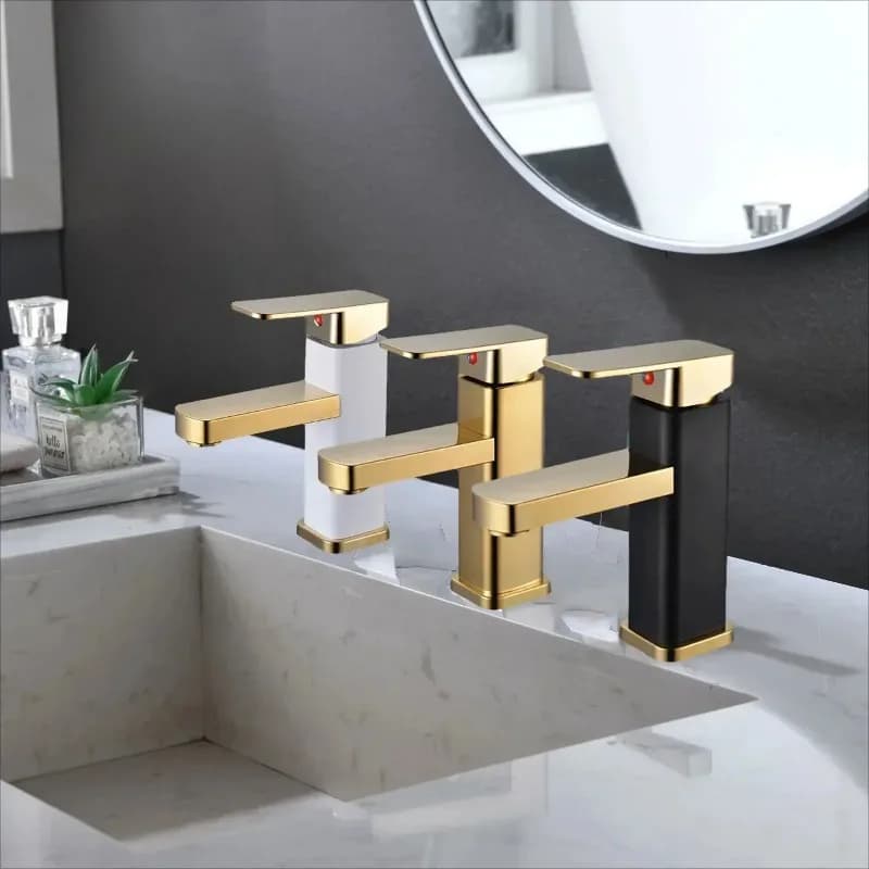 Rubinetto per lavabo da bagno in acciaio inossidabile Rubinetto per acqua calda e fredda montata su piano Rubinetti per miscelatore da cucina per bagno domestico a doppio uso