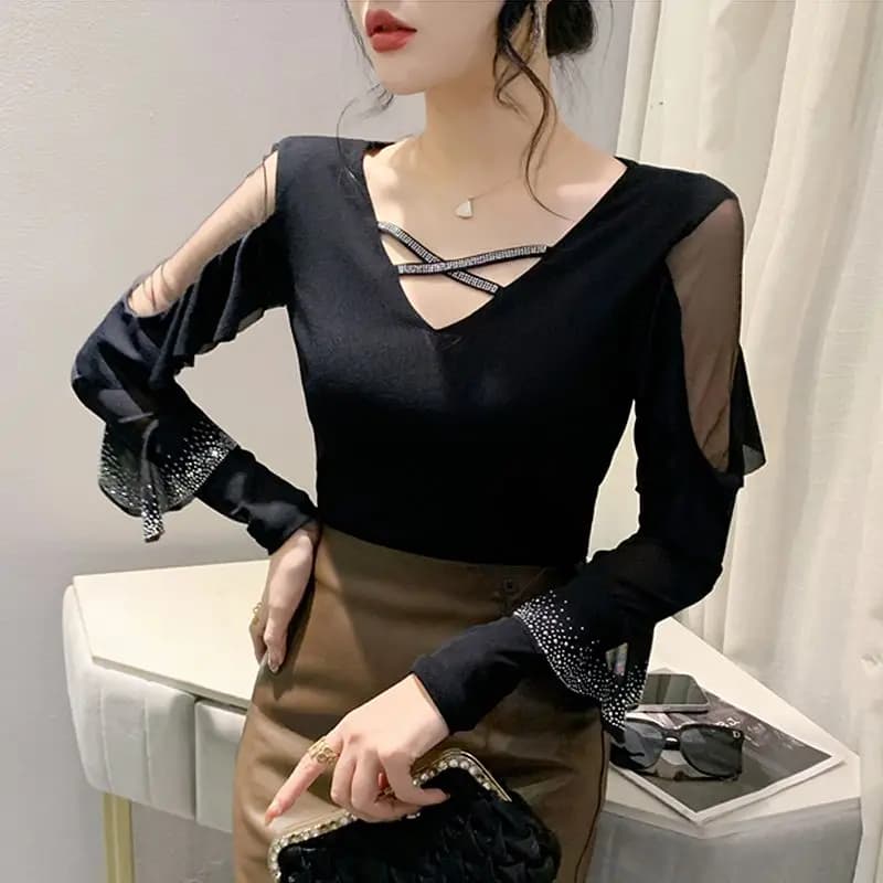 Magliette Eleganti a Maniche Lunghe con Volant e Inserti in Tulle, Abbigliamento Donna, T-Shirt alla Moda con Dettagli Traforati, Tendenza Casual Primavera Autunno