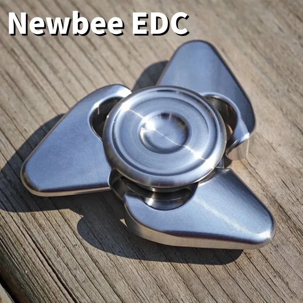 Newbee EDC Mulino A Vento Fidget Spinner Tungsteno Maneggevolezza Sensazione Giroscopio Giocattolo Antistress Agitarsi Giocattoli In Metallo A Tre Pale Fidget Spinner