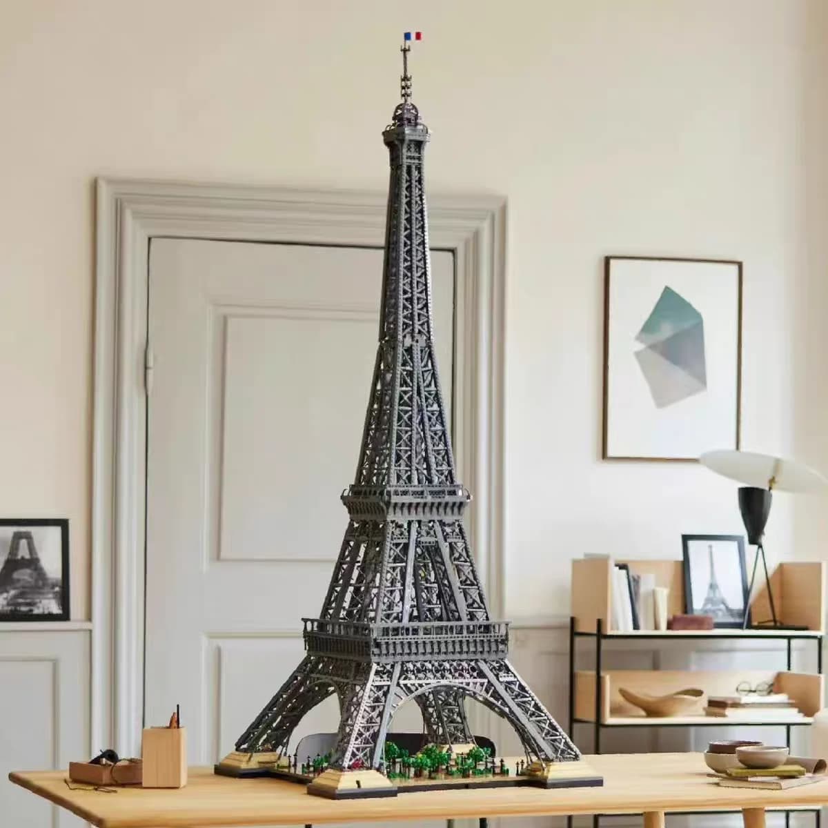 2025 DISPONIBILE Modello Architettonico della Torre Eiffel di Parigi Alto 1,49M Set 10307 10001 Pezzi Blocchi da Costruzione Giocattoli per Adulti Regali