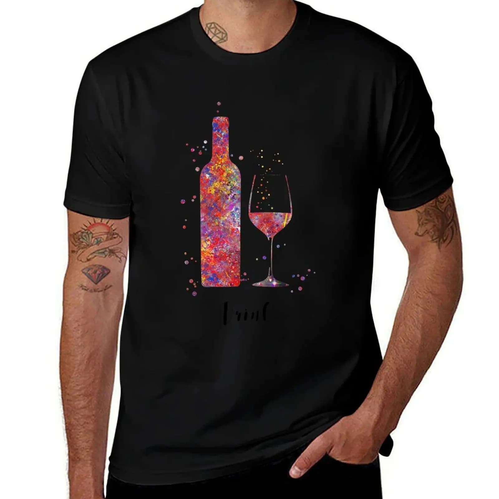 T-shirt con stampa bottiglia di vino e bicchiere, maglietta da lavoro industriale