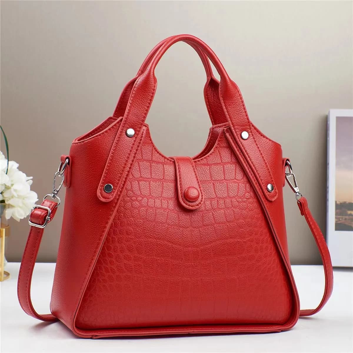 Large Capacity Fashionable Women's Crossbody Bag Single Shoulder Handbag Trendy Handbag for Middle-Aged Mothers