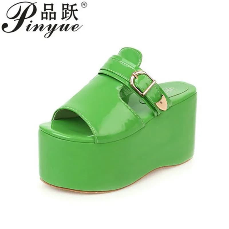9 cm plateau and wedge slippers with wedge and high heel for women, with open buckle, painted leather, punk rock, summer slippers, Lady Creepers, size 33-48