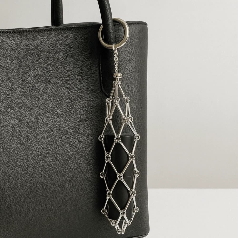 Borsa Portatile in Rete Metallica per Rossetto, Mini Borsa a Rete Cava, Portachiavi Leggero Y2K, Custodia per Rossetto, Anello Portachiavi da Viaggio