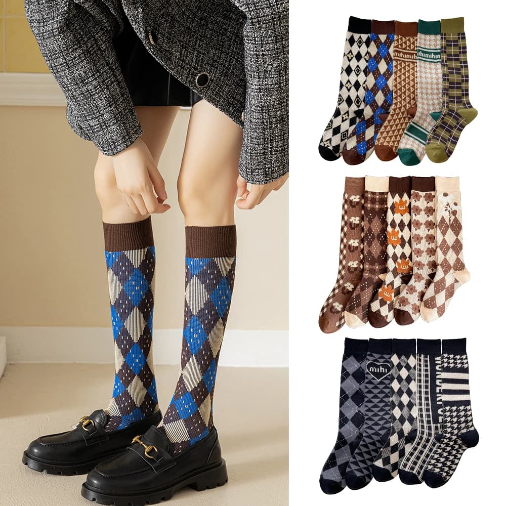 Nuovi calzini al polpaccio con doppio ago per donna Primavera, autunno e inverno Calza per gambe vintage in puro cotone a tubo medio alto stile britannico