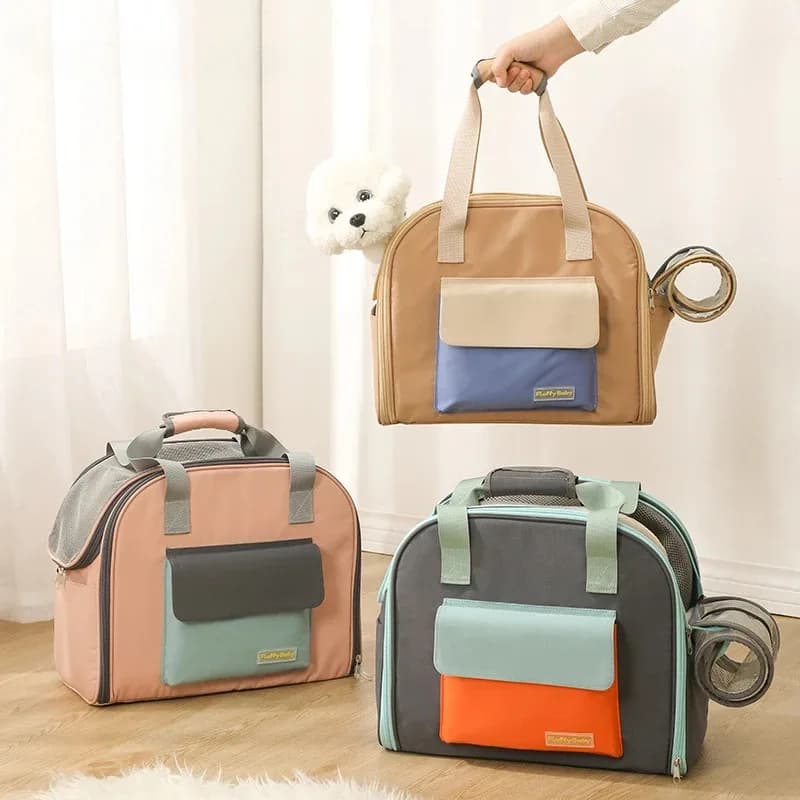 Multifunctional pet bag Cats and dogs Comfortable breathable shoulder bag Pet Carrier Dog backpack Poppy bag Weight: 4 kg