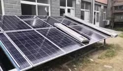 Eitai B12 Attrezzatura per sistema di pulizia solare Robot per la pulizia dei pannelli solari Pulitore automatico