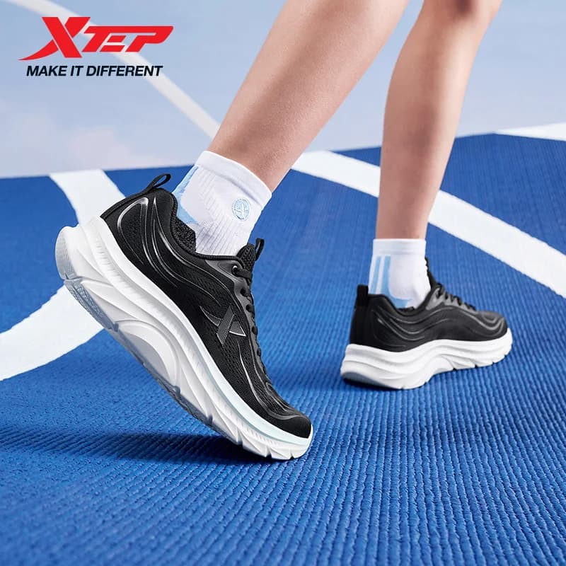 Xtep Scarpe da corsa da donna 2025 Autunno Nuove sneakers da jogging leggere, comode e traspiranti resistenti all'usura 875318110075