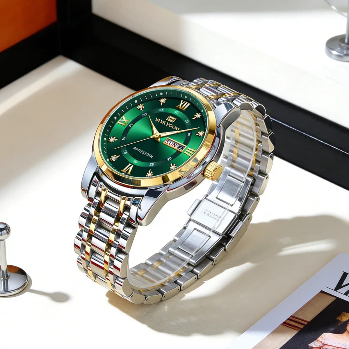 Orologio di Lusso con Anello in Oro e Strass, Quadrante Verde da 41mm, Movimento al Quarzo, Elegante Orologio da Coppia per Affari