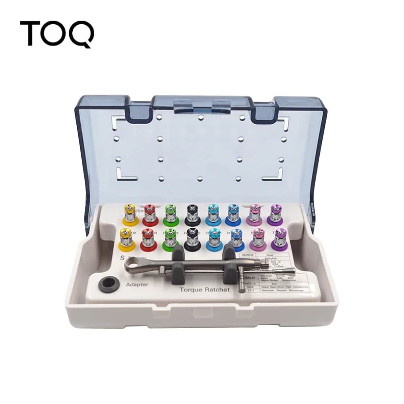 Kit di strumenti per il ripristino dell'impianto dentale Cacciaviti dinamometrici universali per impianti Chiave 10-70NCM Set Strumento dentale autoclavabile