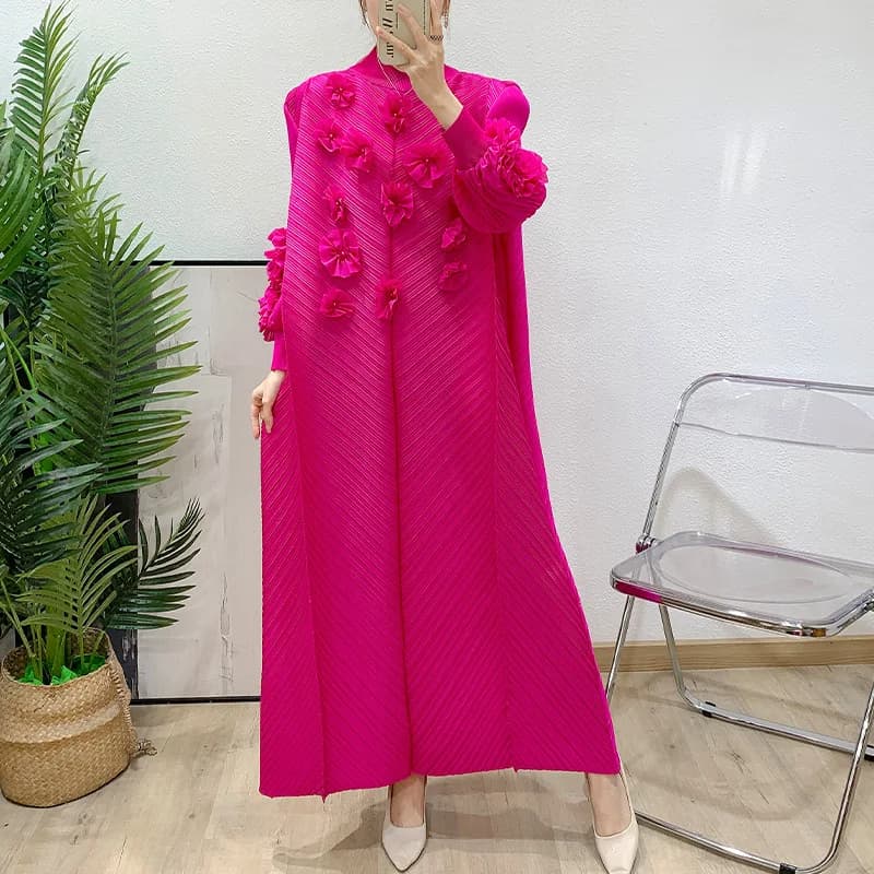 Abito plissettato Miyake 2025 Primavera ed estate Nuova gonna Croce francese Fiore Lanterna Manica Temperamento Pendolo Abito lungo da donna