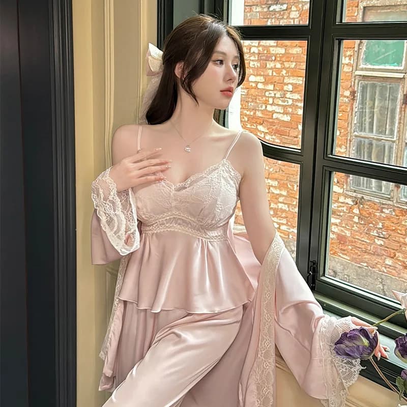 Pigiama in pizzo a tre pezzi Set primavera Kimono accappatoio pigiama vestito elegante donna Sleepwear Robe cami & pants Rayon Home Clothes