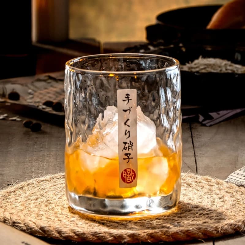 Bicchiere da whisky di fascia alta High-End Ins Style classico bicchiere da acqua martellato in cristallo tazze da birra per la casa