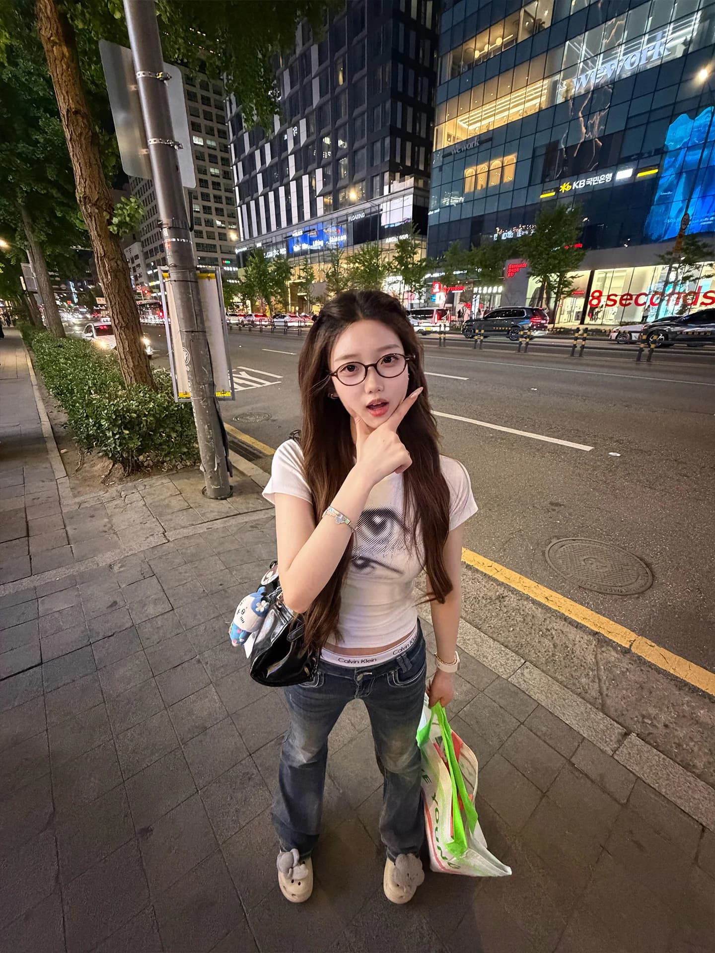 American Style Hot Girl Eye Print Shoulder T-Shirt Women's Summer Design Short Sleeve Slim Fit Korean Style Beautiful Top