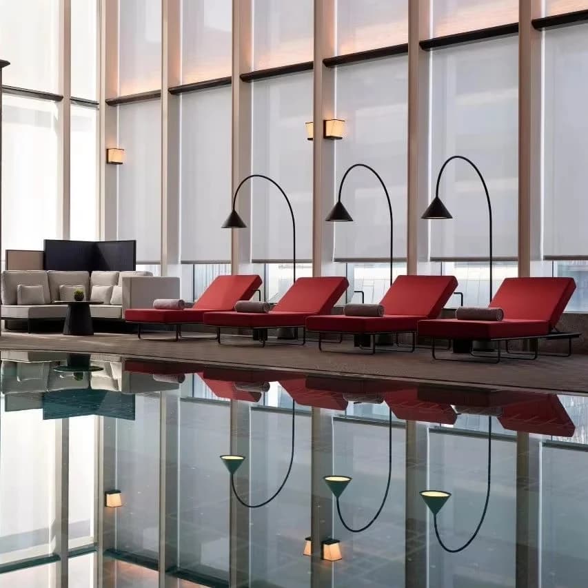-Moderna illuminazione a diodi emettitori di luce Hotel Bagno Specchio Armadietto Mobili in tessuto Progetto di ristrutturazione di hotel di lusso